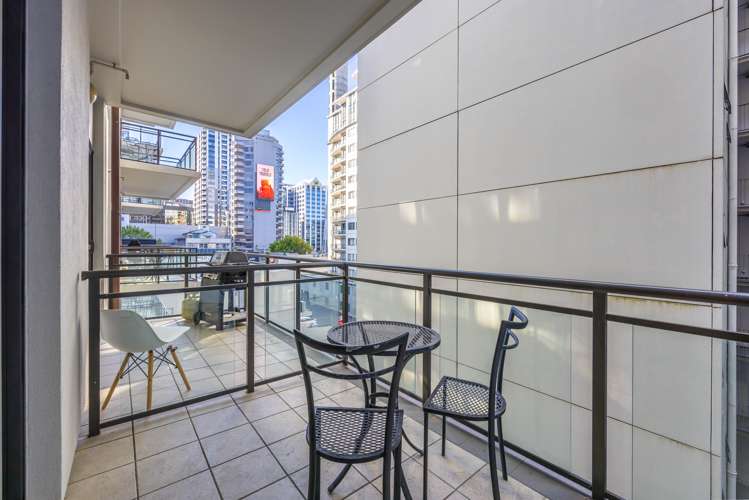 718/22 Nelson Street Auckland Central_7