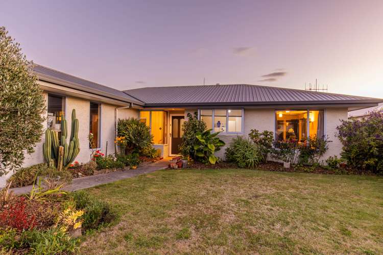 4 Vining Crescent_0