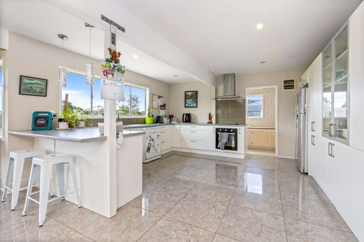 49 Tawa Road Kumeu_10