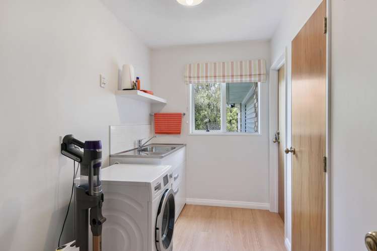 24 Somerset Drive Oxford_20