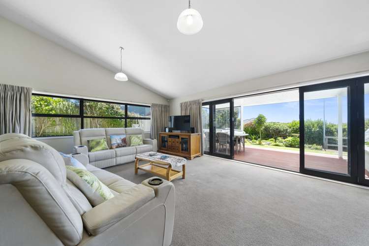 15 Kahurangi Heights Aotea_6