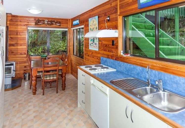 1 Pohutukawa Grove Whitianga_8