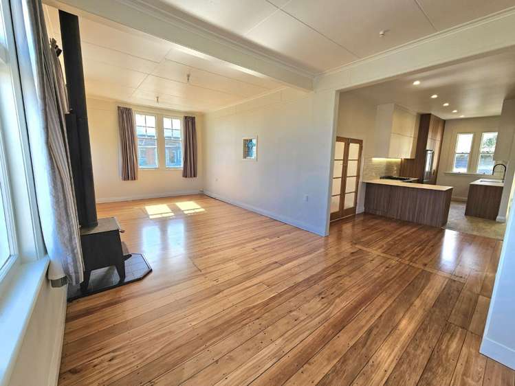 512 Devon Street East 2608_8