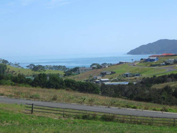 12 Pekama Drive Cable Bay_3