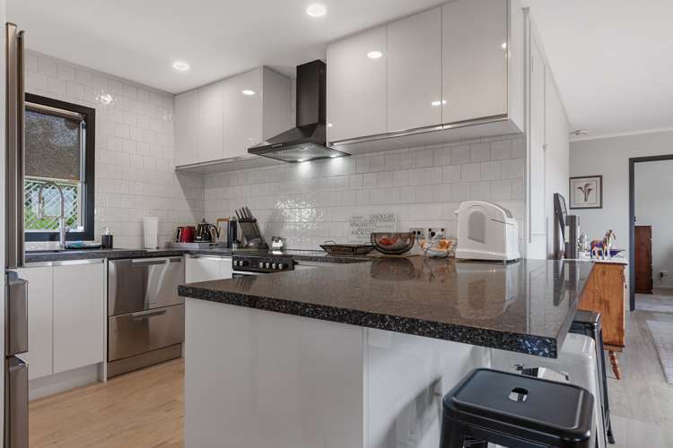 1 Pohutukawa Drive Cable Bay_13