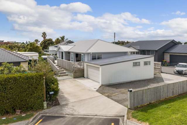 6 Reel Road Waihi Beach_1