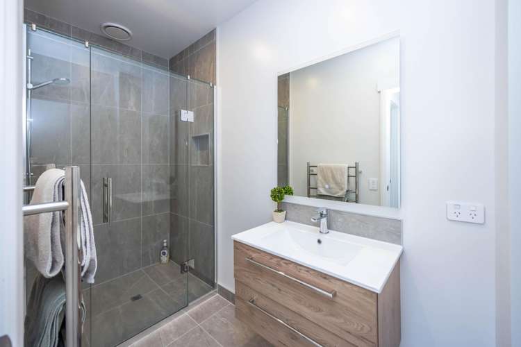 67 Maanihi Drive Rototuna North_15