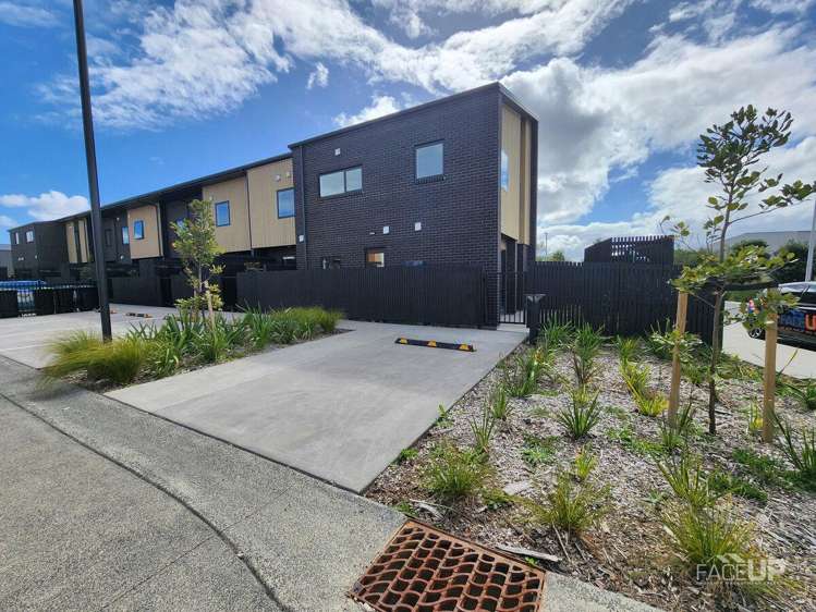 63 Waka Moana Drive Hobsonville_11