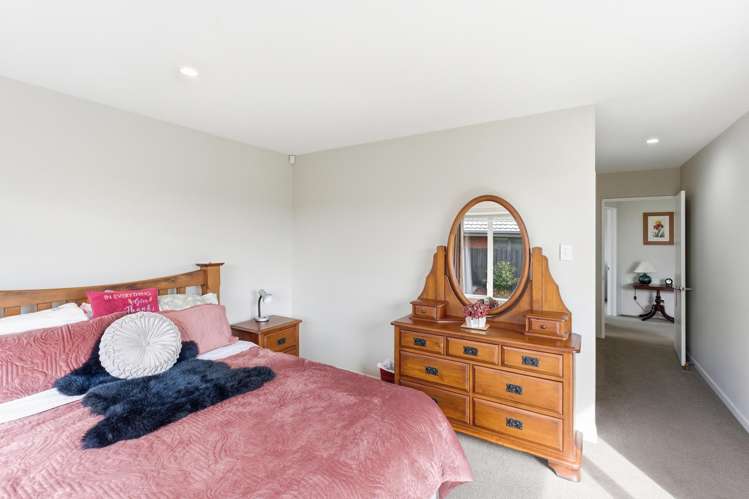 19 Carradale Avenue Yaldhurst_9