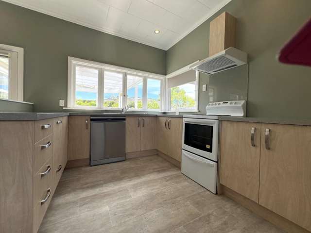 33 Percy Street Burleigh_2