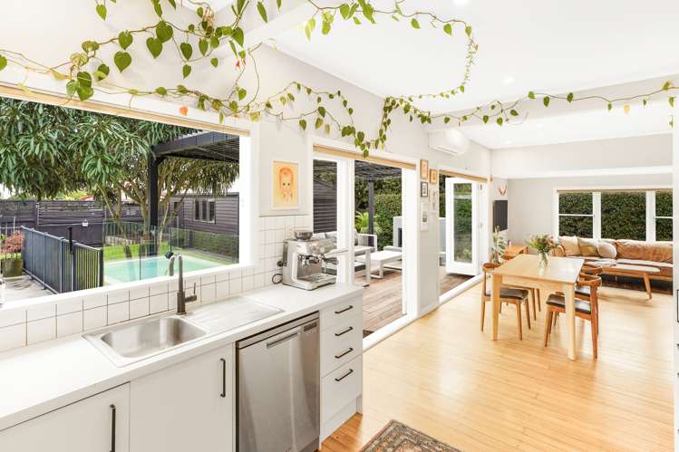 11 Galway Avenue Hamilton East_10