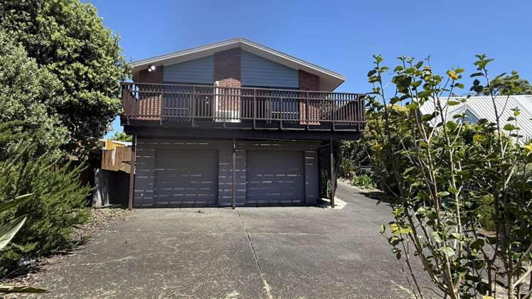 40 Whangaparaoa Road_0