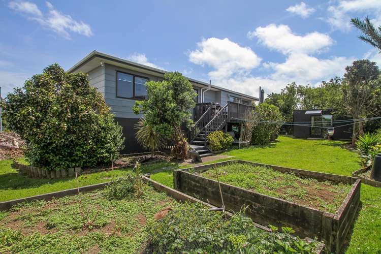 3 Stella Drive Clarks Beach_20