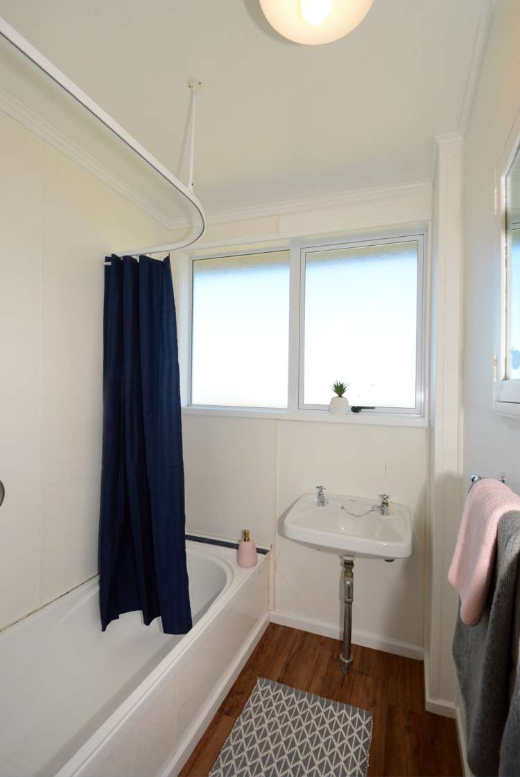 68 Columba Avenue Calton Hill_14