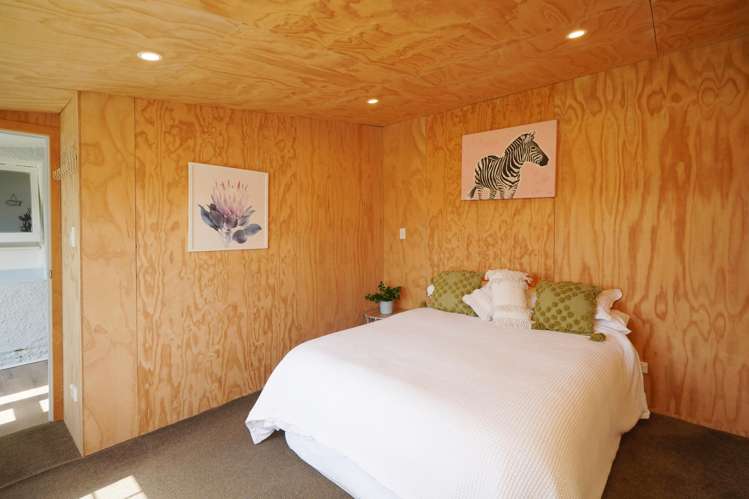 25 Burrows Street Bluff_17