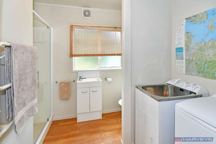 88 Howard Road Orere Point_9