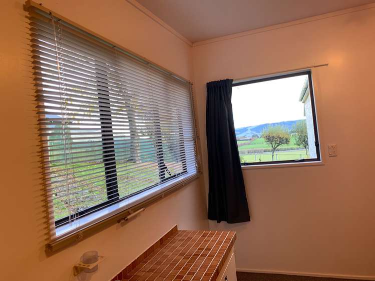 219 Main South Road East Taieri_9