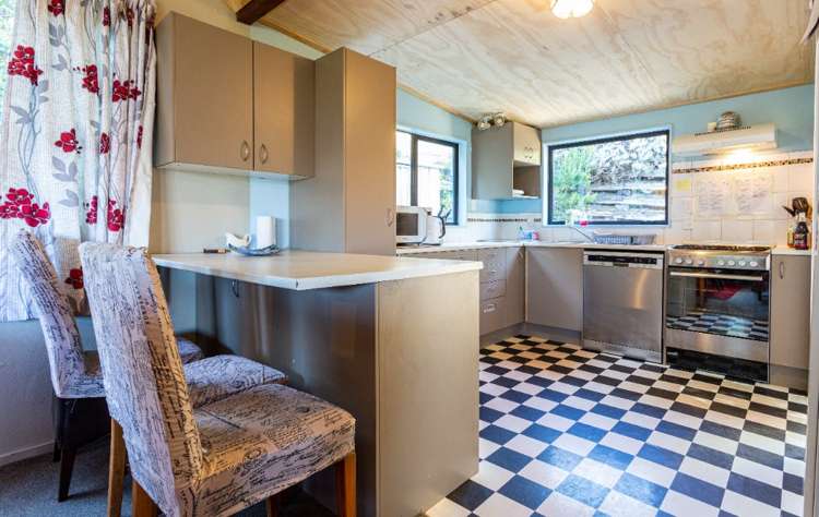 26 Mackinnon Terrace Fernhill/Sunshine Bay_6