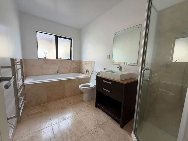 10 Manchester Drive Flat Bush_7