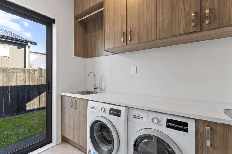 7 Hapukupuku Avenue Beachlands_28