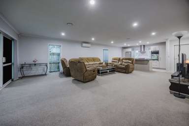 23 Soaring Bird Drive_1
