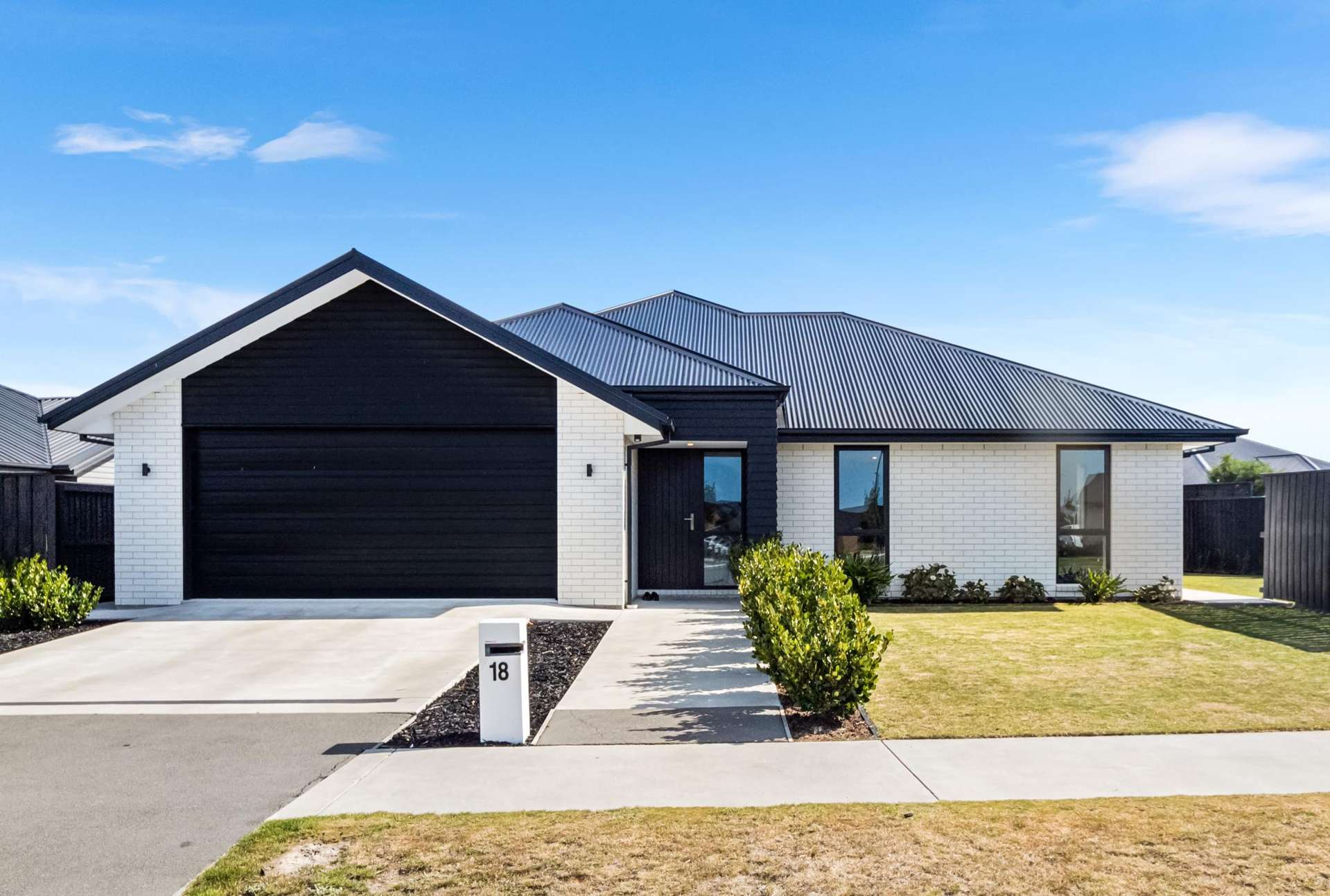 18 Whitehorn Drive Lincoln_0