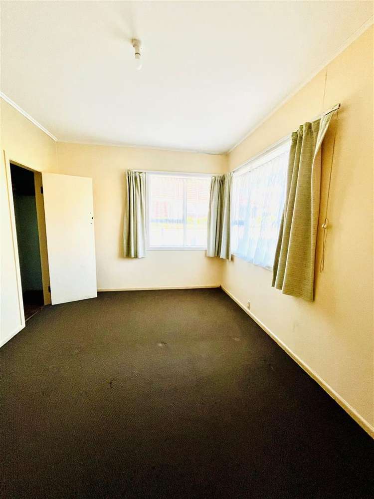 29 Vodanovich Road Te Atatu South_4