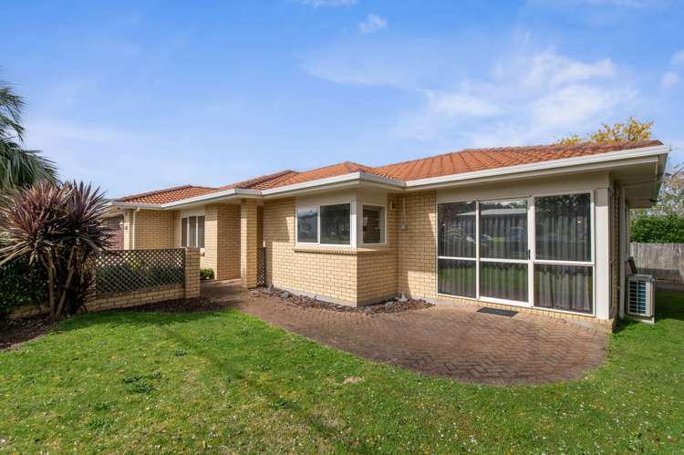 49 Basley Road Owhata_14