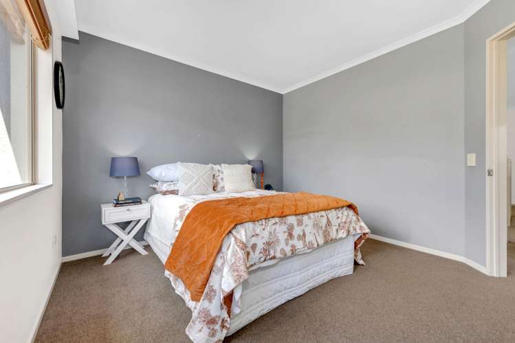 27 Carousel Crescent East Tamaki Heights_17