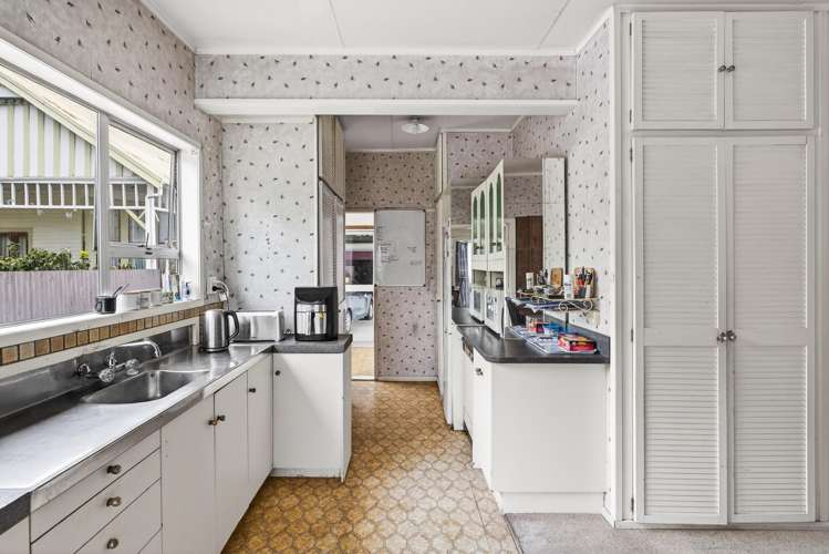 183 Rutene Road Kaiti_5