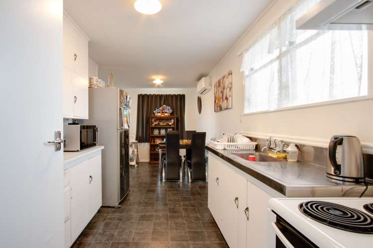 702 Kennedy Road Raureka_5