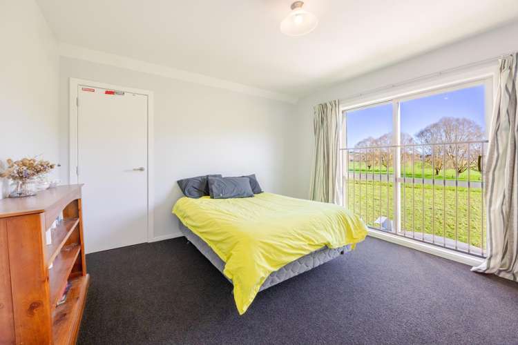 2/281 Lindsay Road Waipukurau_16