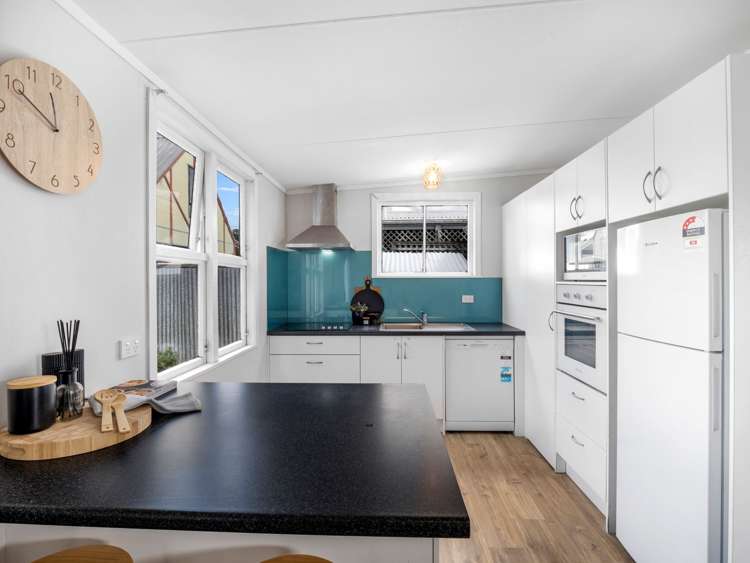 7 Lowther Street Whanganui Central_12