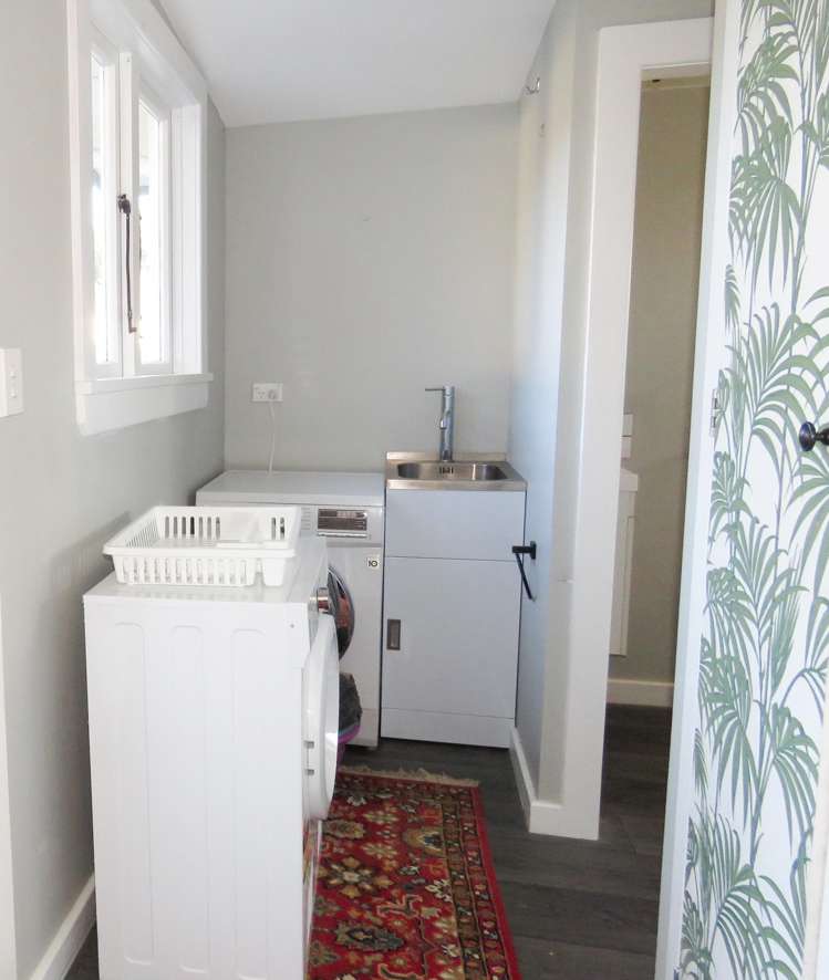 75 Shiel Street Reefton_6