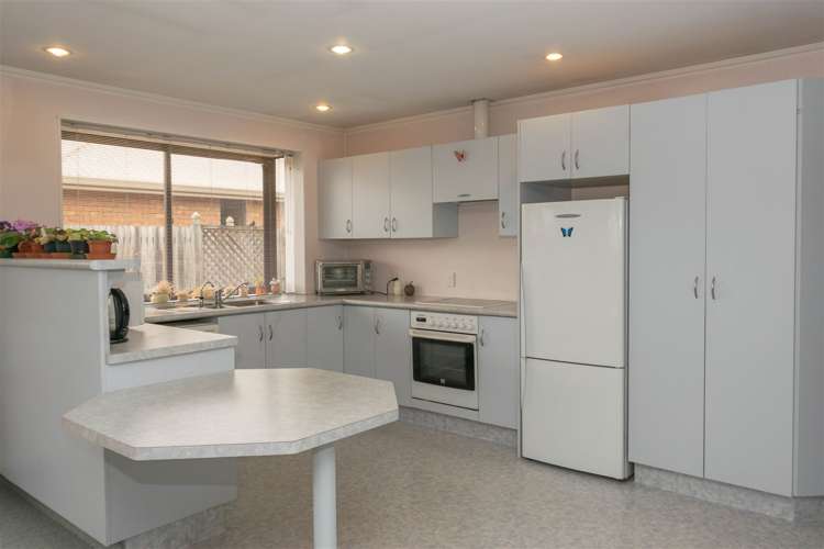 22 Karina Crescent Redwoodtown_8