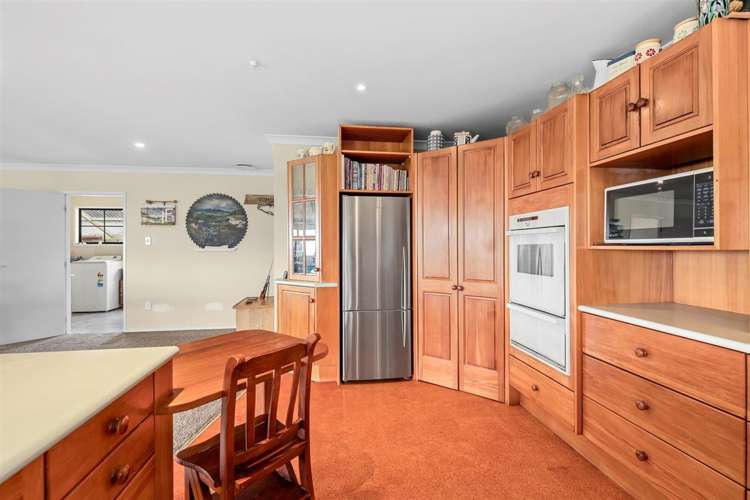 565 Barber Road Otewa_9