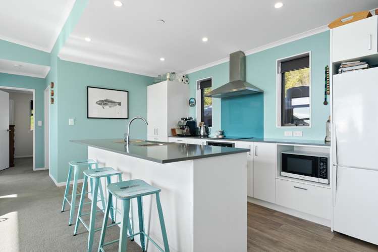 7 Tama Road Riversdale Beach_9