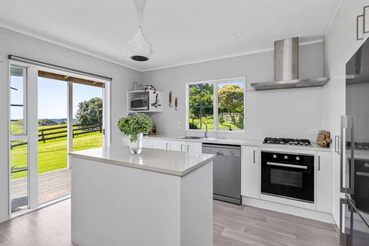 35 Joblin Road Wainui_6