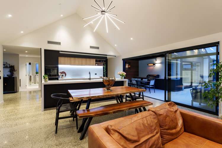 11 Three Kings Court Outram_7