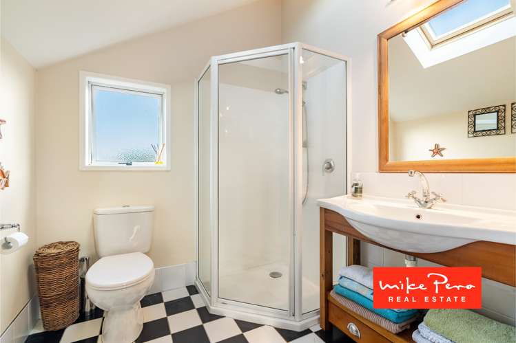 24 Arama Avenue Titirangi_10