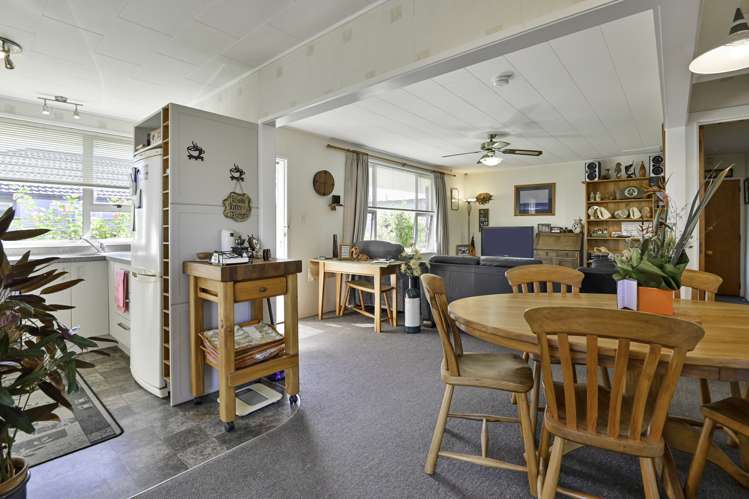 1107 Heretaunga Street East Parkvale_4