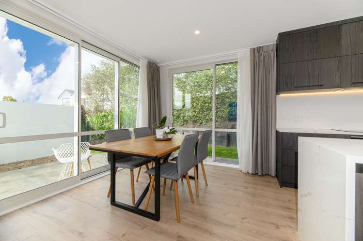 1 Sanremo Lane Stanmore Bay_5