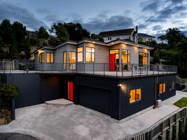 Contemporary Elegance with Inspiring Views