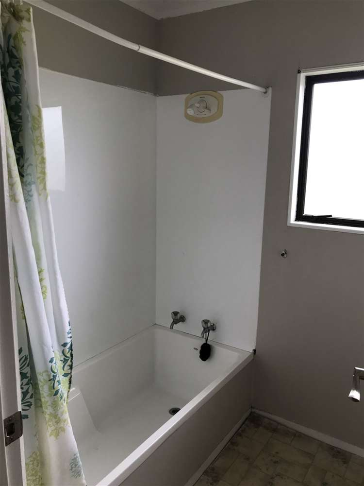 4 Dungarvon Place Clendon Park_6