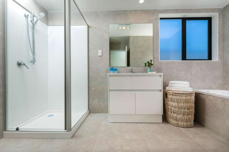 6 Seafarer Crescent Stanmore Bay_14