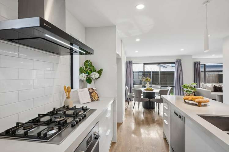 6 McArthur Close Silverdale_7