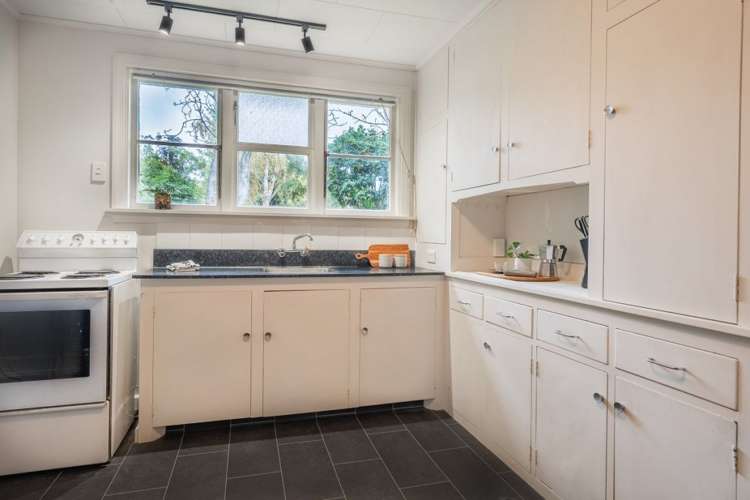 8 Saint John Street Southbridge_5