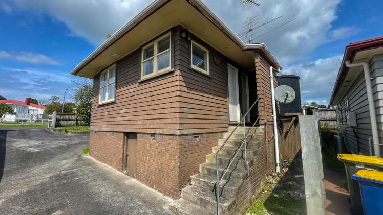 12 Gill Avenue Te Atatū Peninsula_18