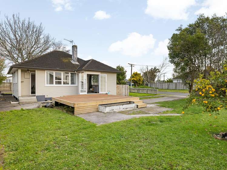 2 Yeats Crescent Fairfield_25