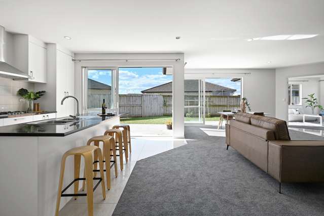 4 Capricorn Place Rototuna North_1